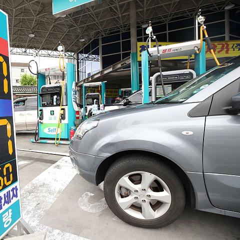 油价涨价最新消息今日,油价涨价图